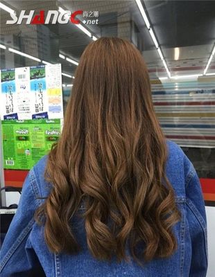 女生发型微卷发型